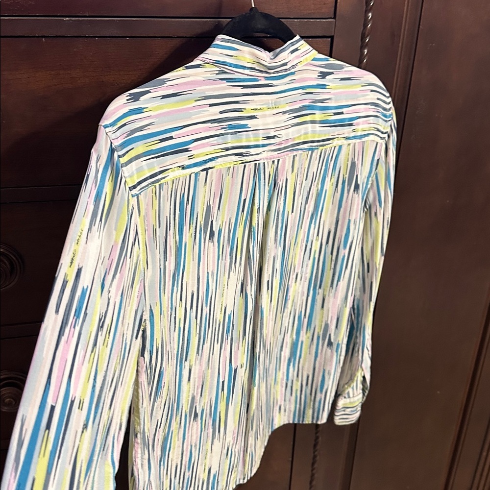 EQUIPMENT Silk Button-down Shirt - Picture 6 of 6